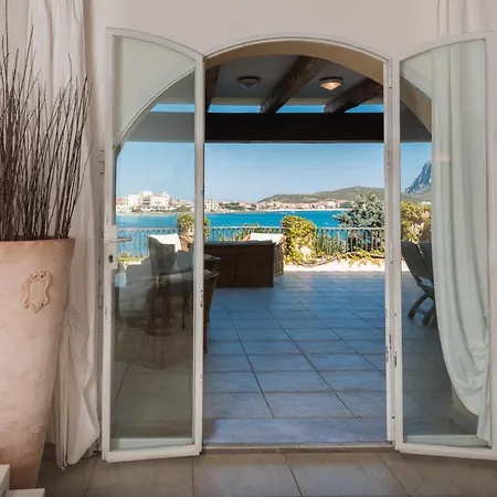 Bianca With Heated Pool * Golfo Aranci