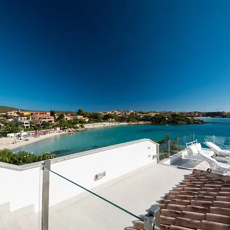 Bianca With Heated Pool Villa Golfo Aranci