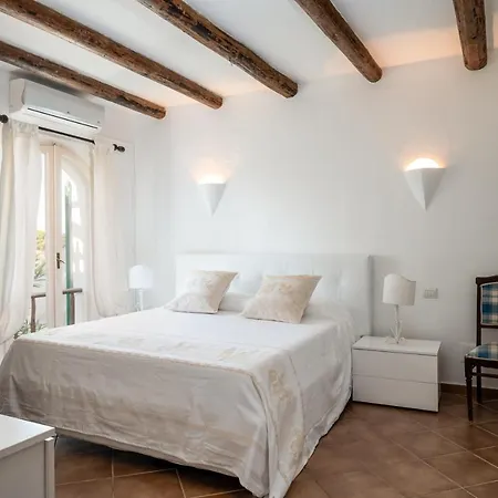 Bianca With Heated Pool Villa